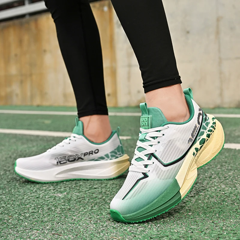 

2026 Spring Men'S Fashion Running Sneakers Lightweight Breathable Shock Absorbent Anti Slip Soft Bottom Training Shoes 36-45