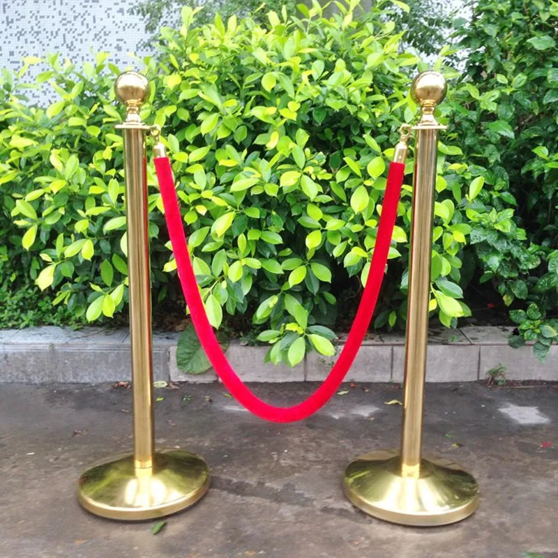 Multipurpose Metal Concierge Railing Stainless Steel Welcome Pillar Isolation Fence Warning Line For Party Wedding Road Cited