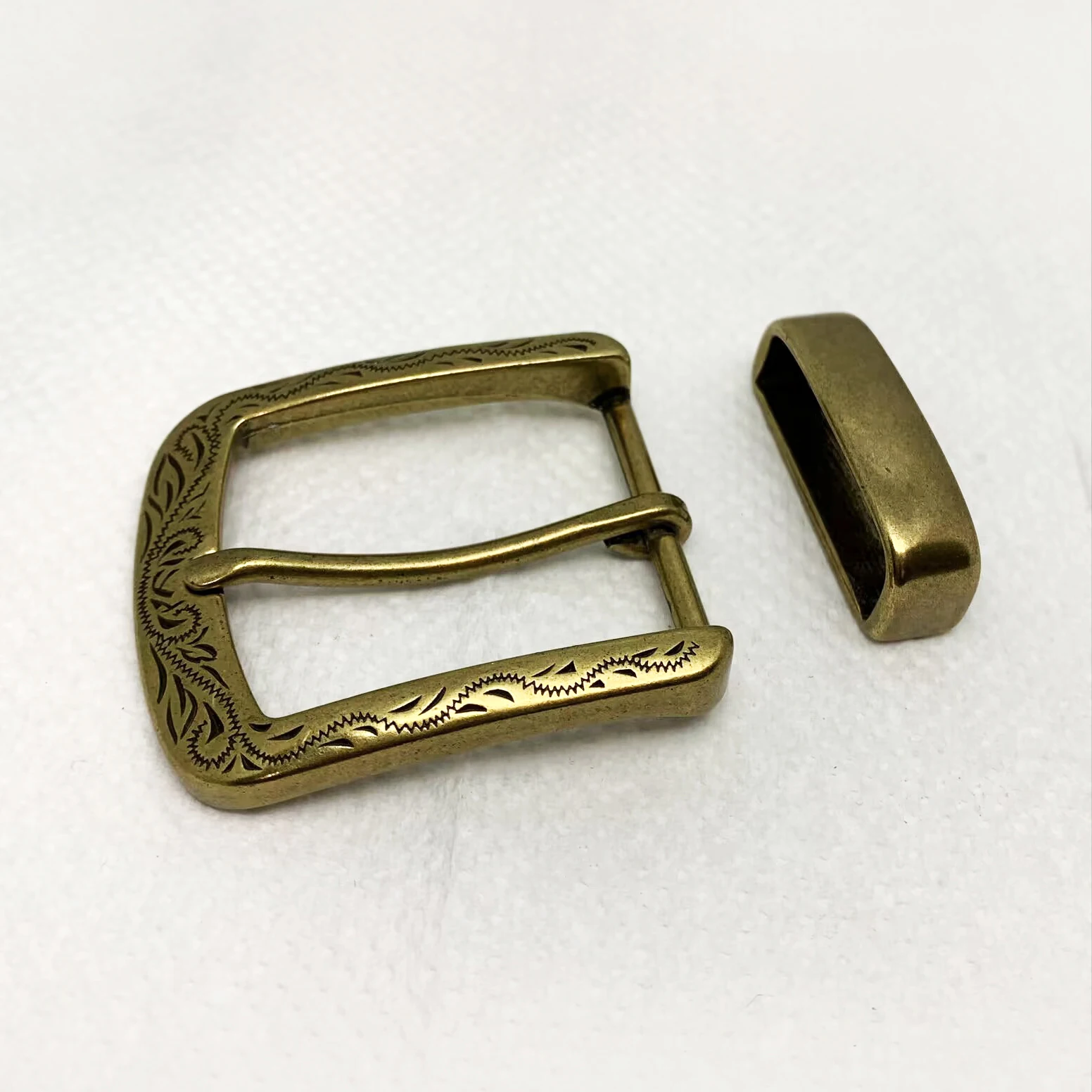 4 cm massives Messing, goldene antike Messing-Gürtelschnalle, Dornschließe, Gürtelschlaufe, Gürtelclip, DIY-Leder, Bastelzubehör für Gürtel 38–39 mm