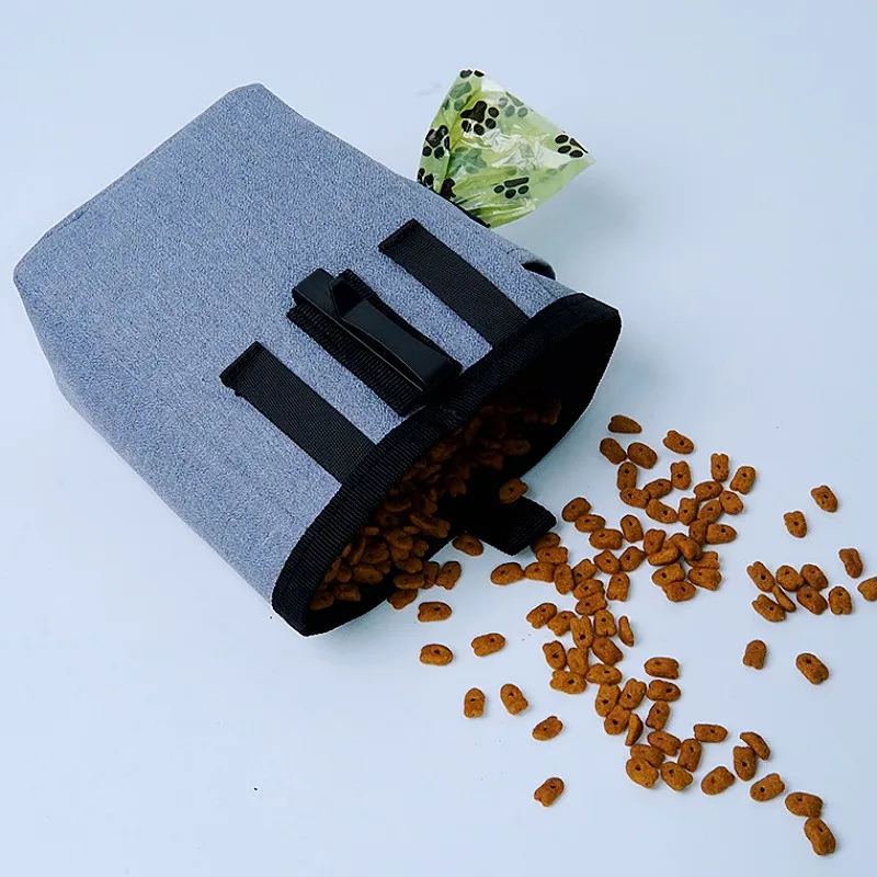 الكلب أنبوب حقيبة حامل الأيدي الحرة أكياس الوجبات الخفيفة الكلب أنبوب حقيبة موزع أكياس الوجبات الخفيفة مقاوم للماء لتدريب الجرو مع حزام مستلزمات الحيوانات الأليفة