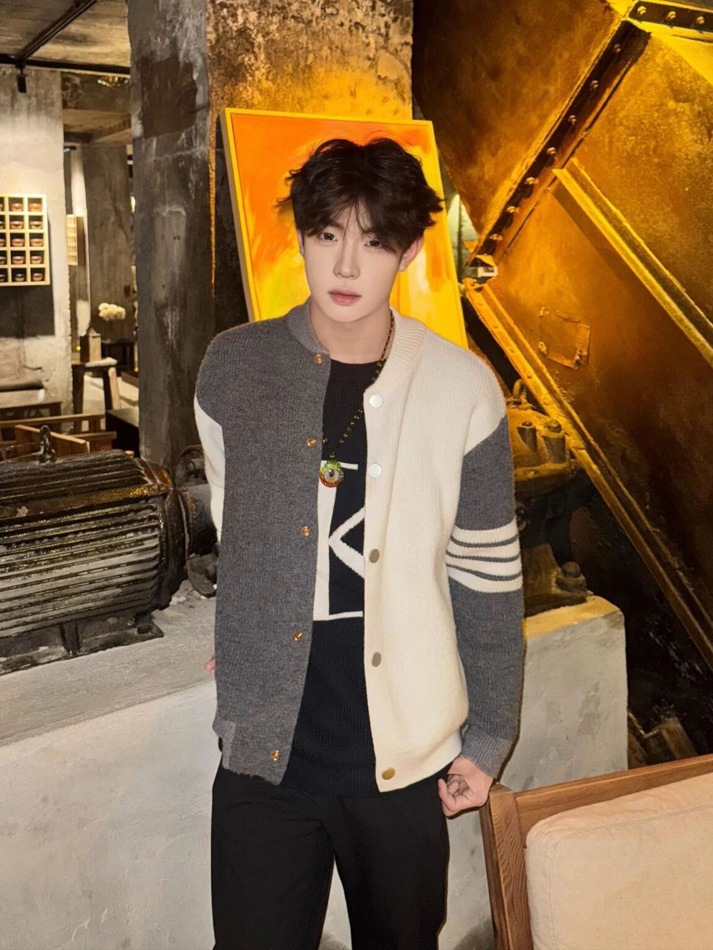 

Теплый вязаный свитер для мужчин с четырьмя полосками, дизайн для пары, осенняя мода, повседневная верхняя одежда, бейсбольный воротник на пуговицах