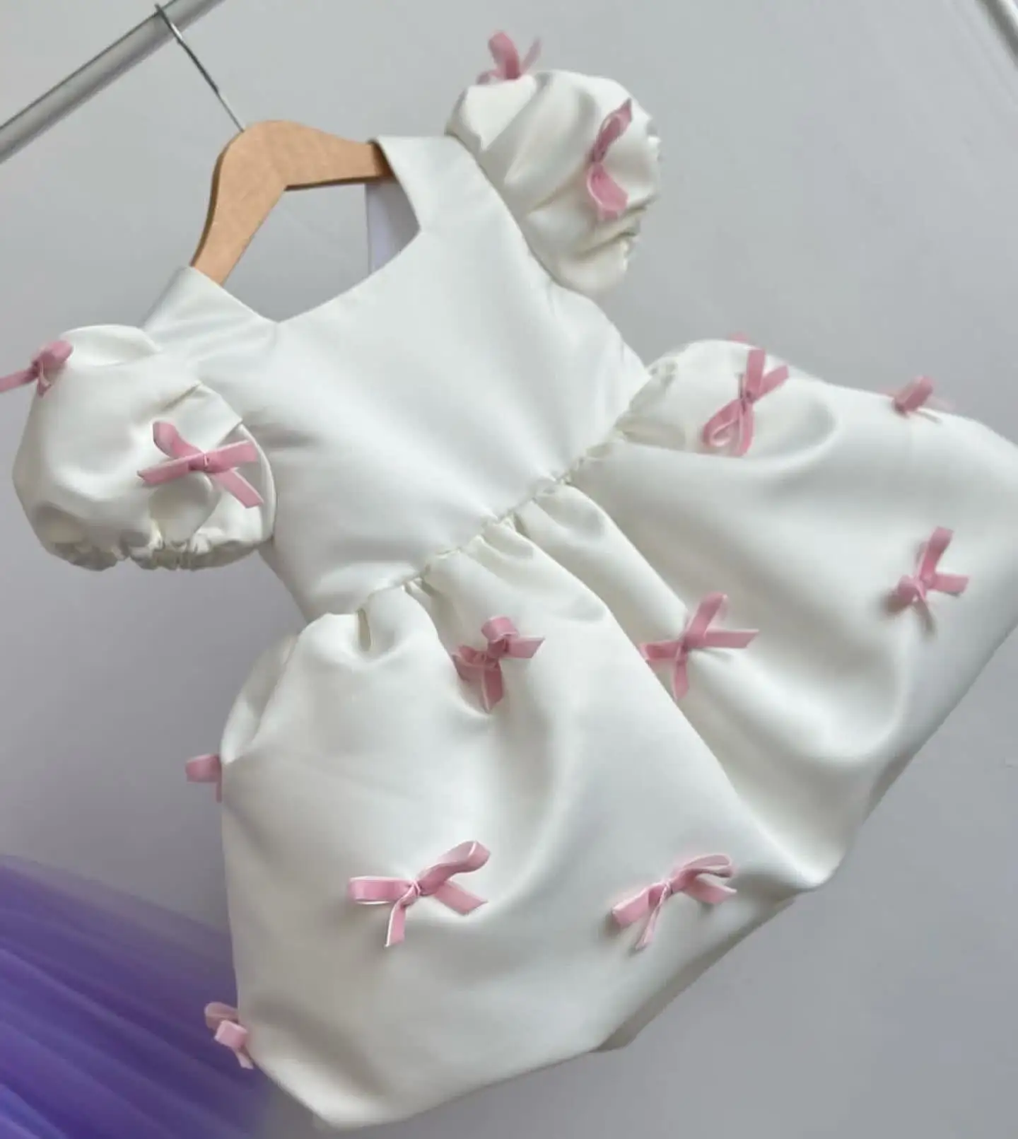 

Custom Satin Flower Girl Dress Puff Sleeves Satin Bows Wedding Party Dress Kids Birthday Pageant Bow Formal Gown for Juniors