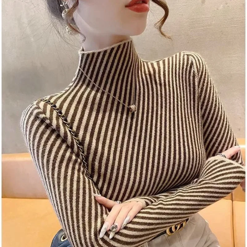 Women\'s 2023 Autumn Winter with Slanted Stripe Pullover Half High Collar Fashionable Slim Fitting Knitted Long Sleeved Sweaters