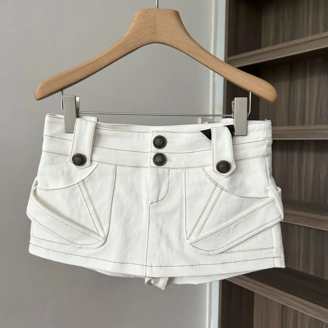 White Denim A-shaped Skirt Hip-wrapped Cargo Skirts for Women Summer Spice Girls Low Waist Culottes Hot Pants