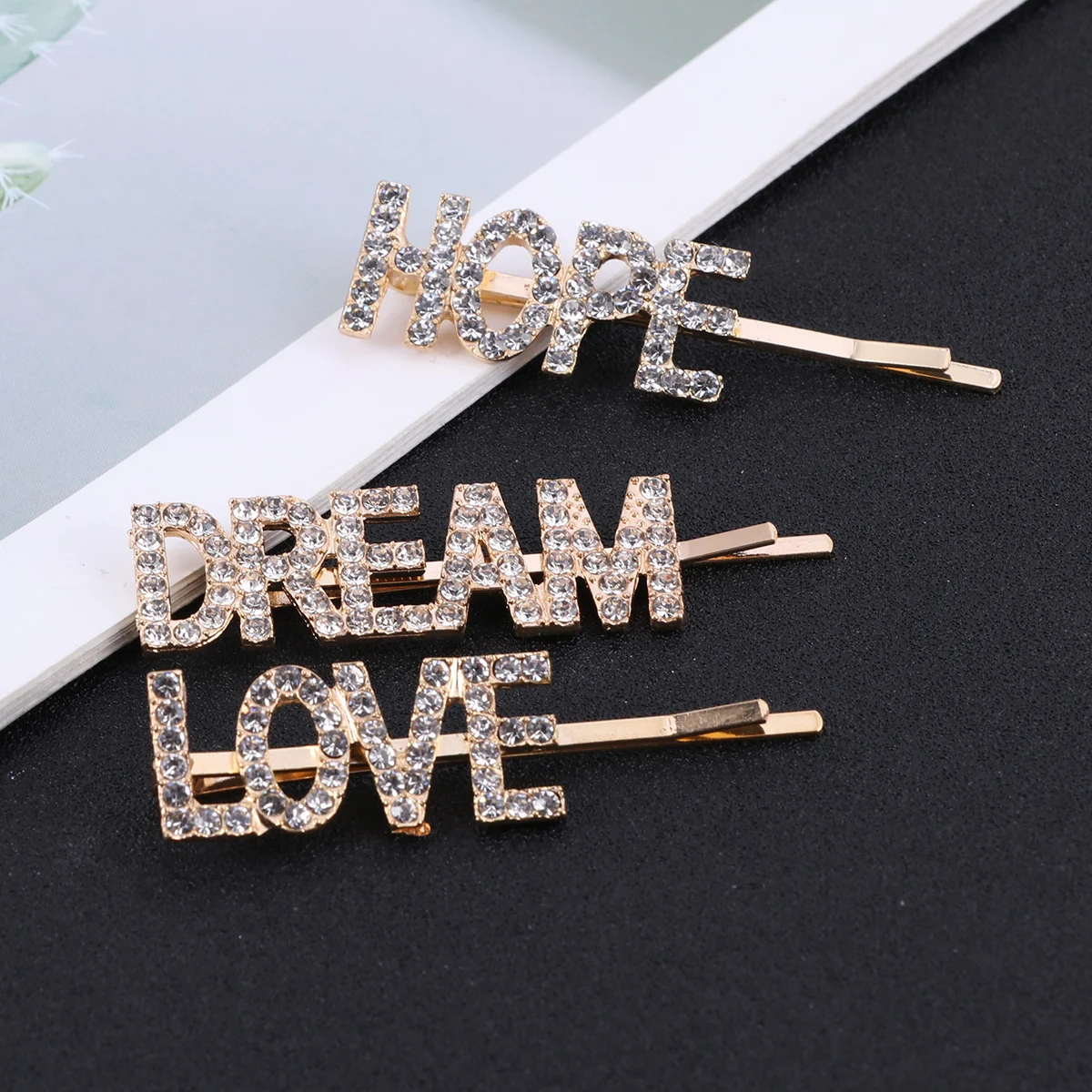 

3 PCS Pearl Alligator Clips Words Hair Letter Bobby for Women Rhinestone Barrettes Girl Alphabet Hairpin Fashion