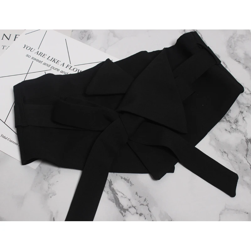 [EAM] Black Cloth Asymmetrical Bow Bandage Wide Belt Personality Women New Fashion Tide All-match Spring Autumn 2024 1A778