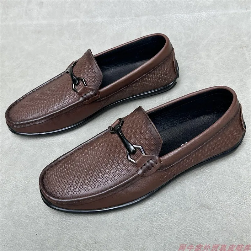 Men's cowhide flats Walking shoes Brown road trip leather loafers