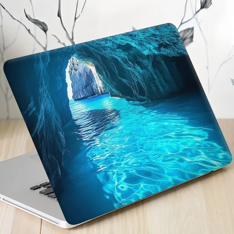 2Pc, computer protective cover, scratch-resistant, self-adhesive and long-lasting, easy to install and disassemble Universal