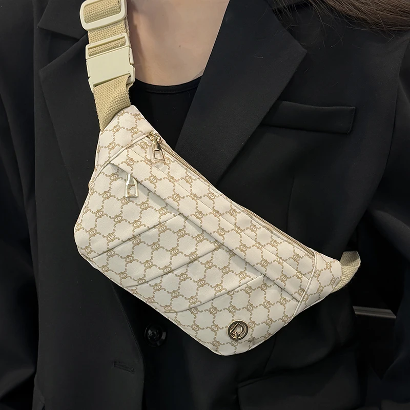bolsa-de-peito-feminina-estilosa-com-estampa-de-letras-design-de-luxo-leve-e-sofisticado-bolsa-transversal-em-nylon-com-ziper