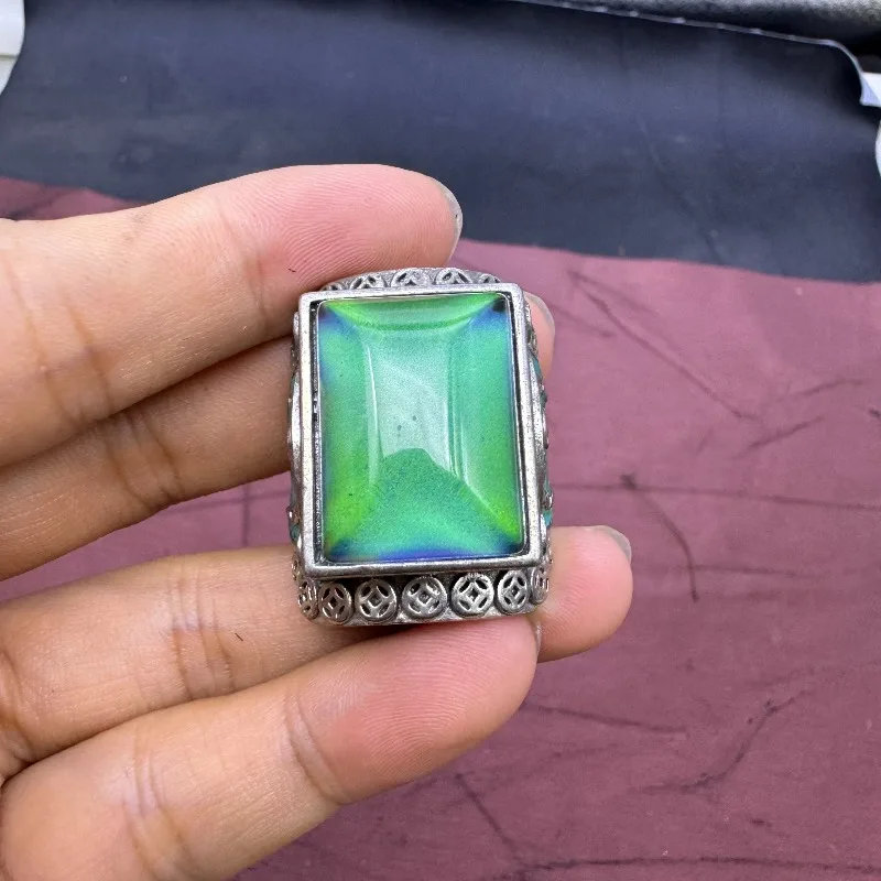 Tibetan style square mood color changing open thumb ring, vintage thermal sensitive stone adjustable unisex fashion finger jewel