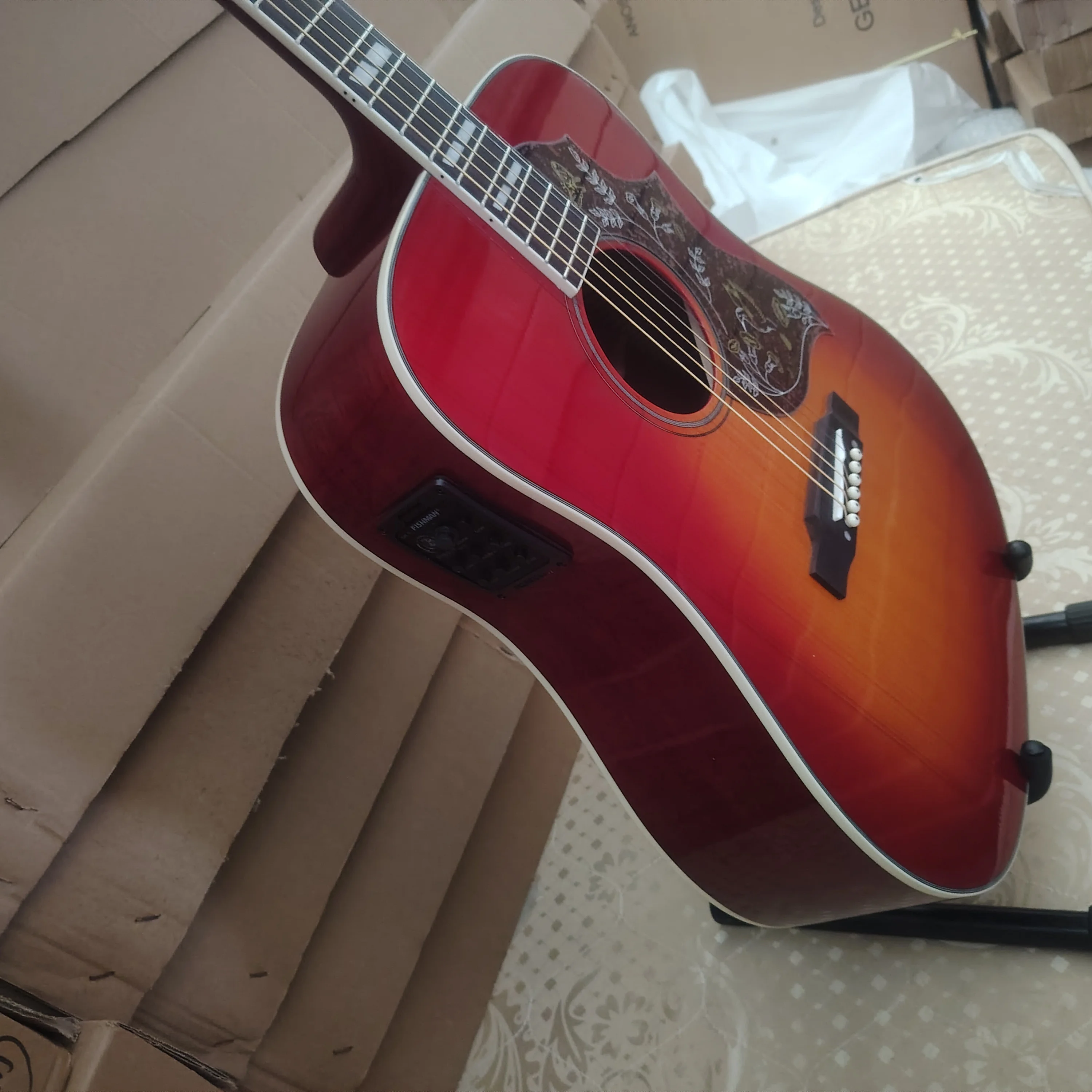 

ГОРЯЧИЙ! 41 дюйм/301EQ/кубическая гитара/топ из массива ели/накладка на гриф из красного дерева/20 звуковых колонн/акустическая электрогитара колибри/