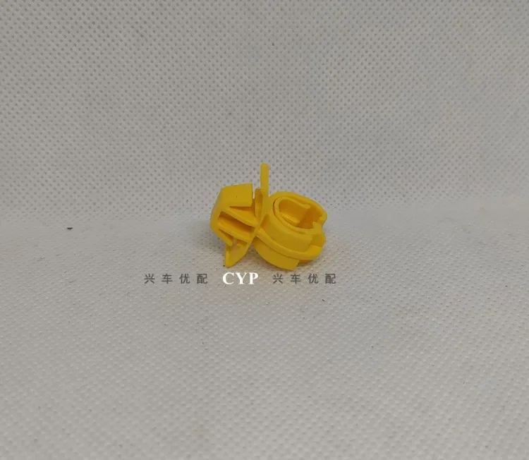 1pc for cruze Verano cavalier excelle EXCELLE MONZA Tracker Engine hood iron strut buckle clip