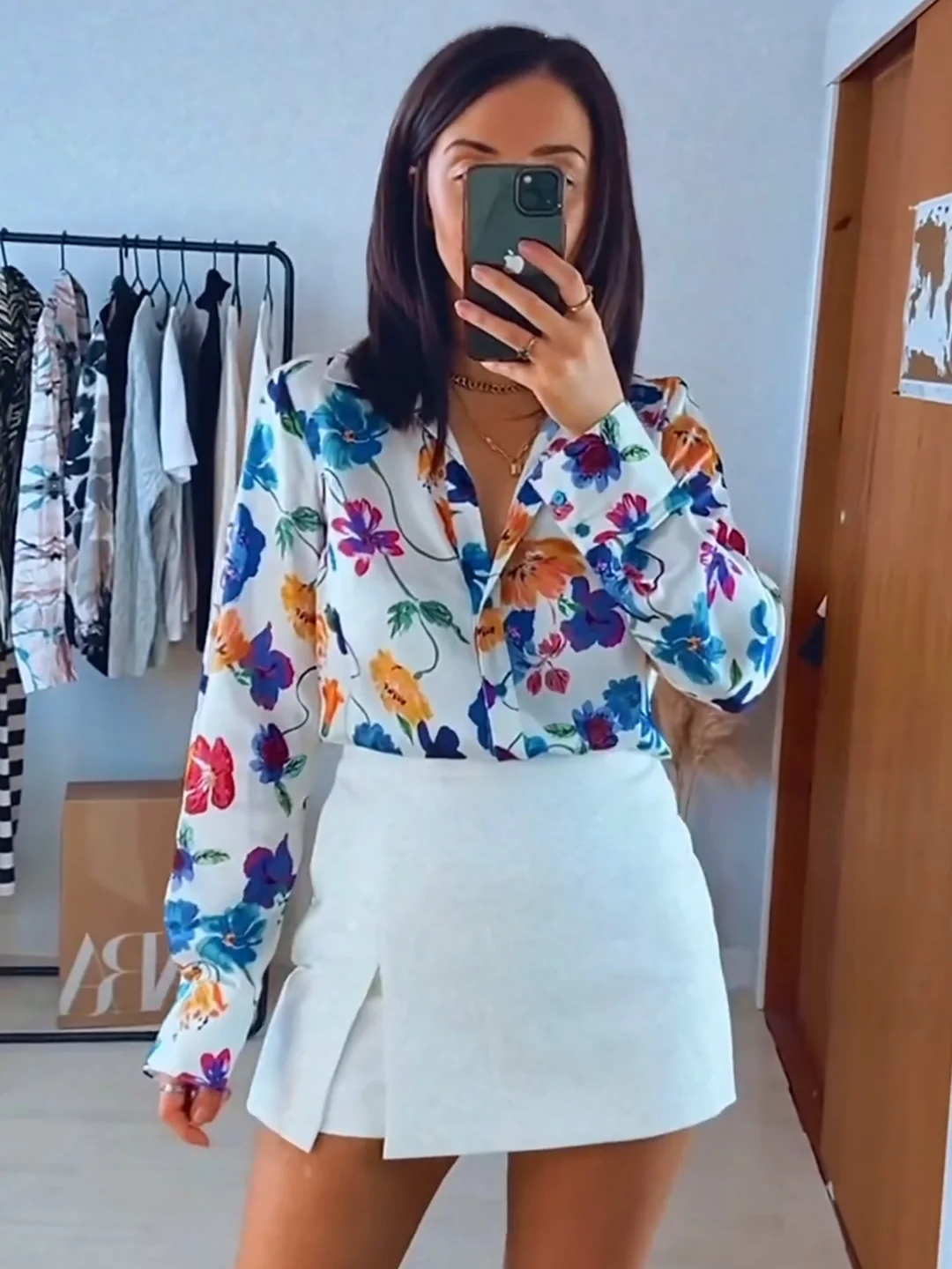 

Shirts & Blouses 2024 Vintage Floral Print Satin Shirt Collared V Neck Long Sleeve Office Elegant Button Up Shirt Tops For Women