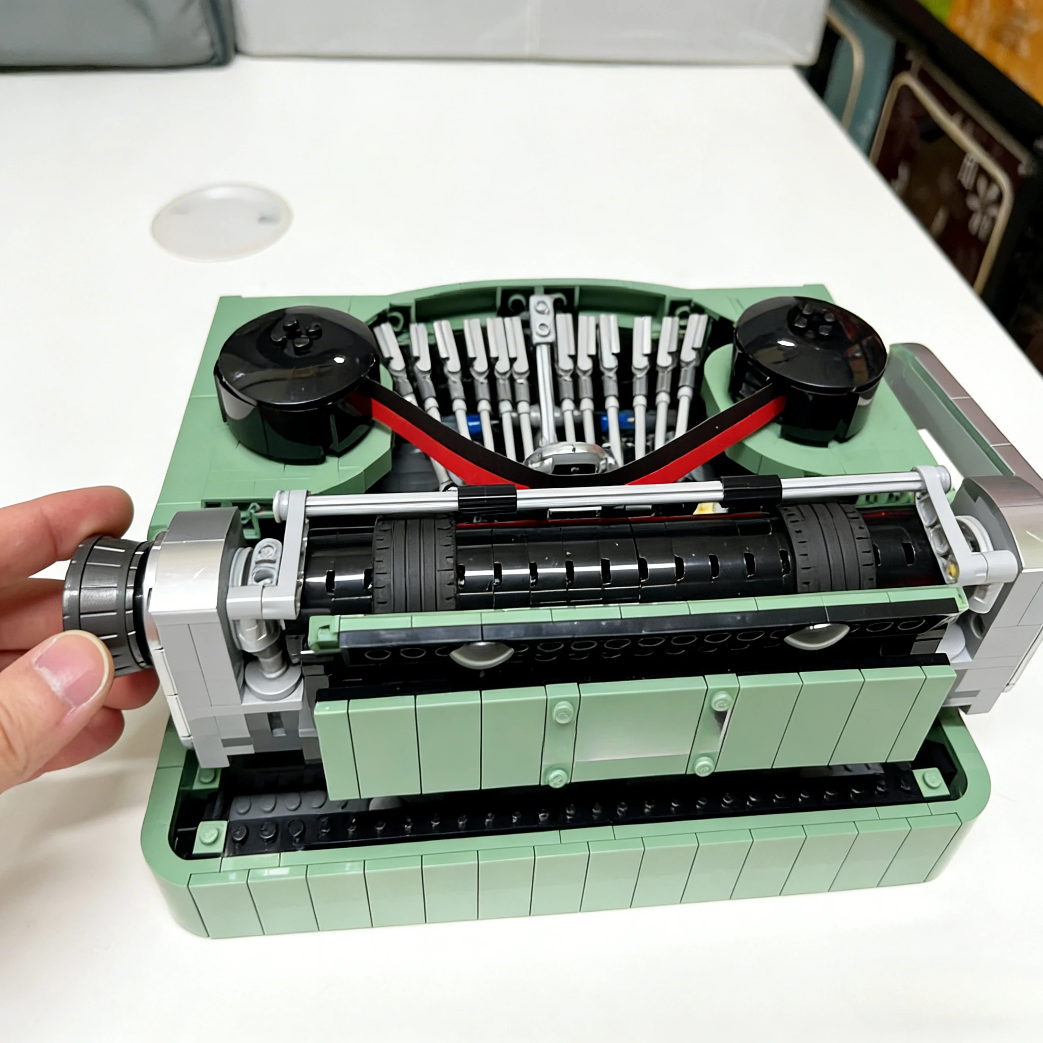 Grüne Schreibmaschine Modell 21327 Bausteine-Sets, geeignet für Weihnachtsgeschenke, kompatibel mit Legoed Particles, 2079 Stück.