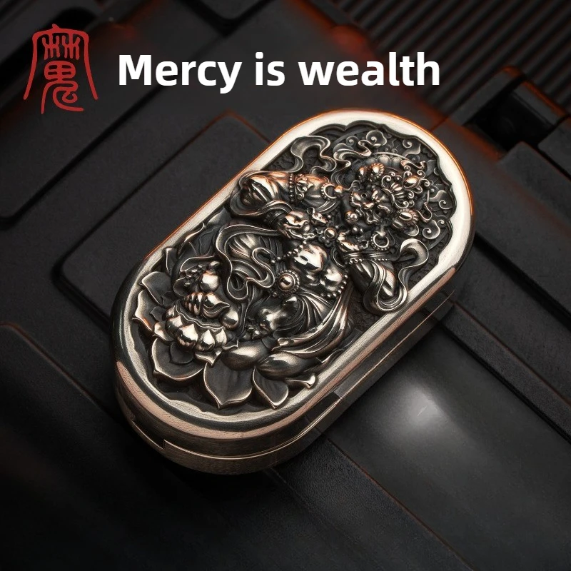 

Magic Art Workshop EDC Huang Caishen Direct Push Rotating Mechanical Metal Engraving Fingertip Push Card Decompression Toy