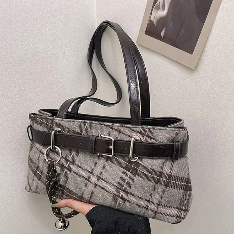 

Fashionable Retro Soft PU Leather Checked Shoulder Bags Large Capacity Hot Sale Bags for Women Zipper Cloth Women's Handbags