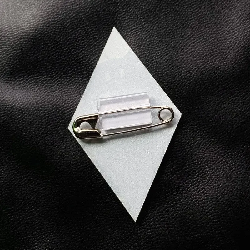 14 sztuk Anime Danganronpa cos Nagito Komaeda Nanami ChiaKi Mikan Tsumiki Monokuma odznaka torby broszka Pin Cosplay breloki prezent