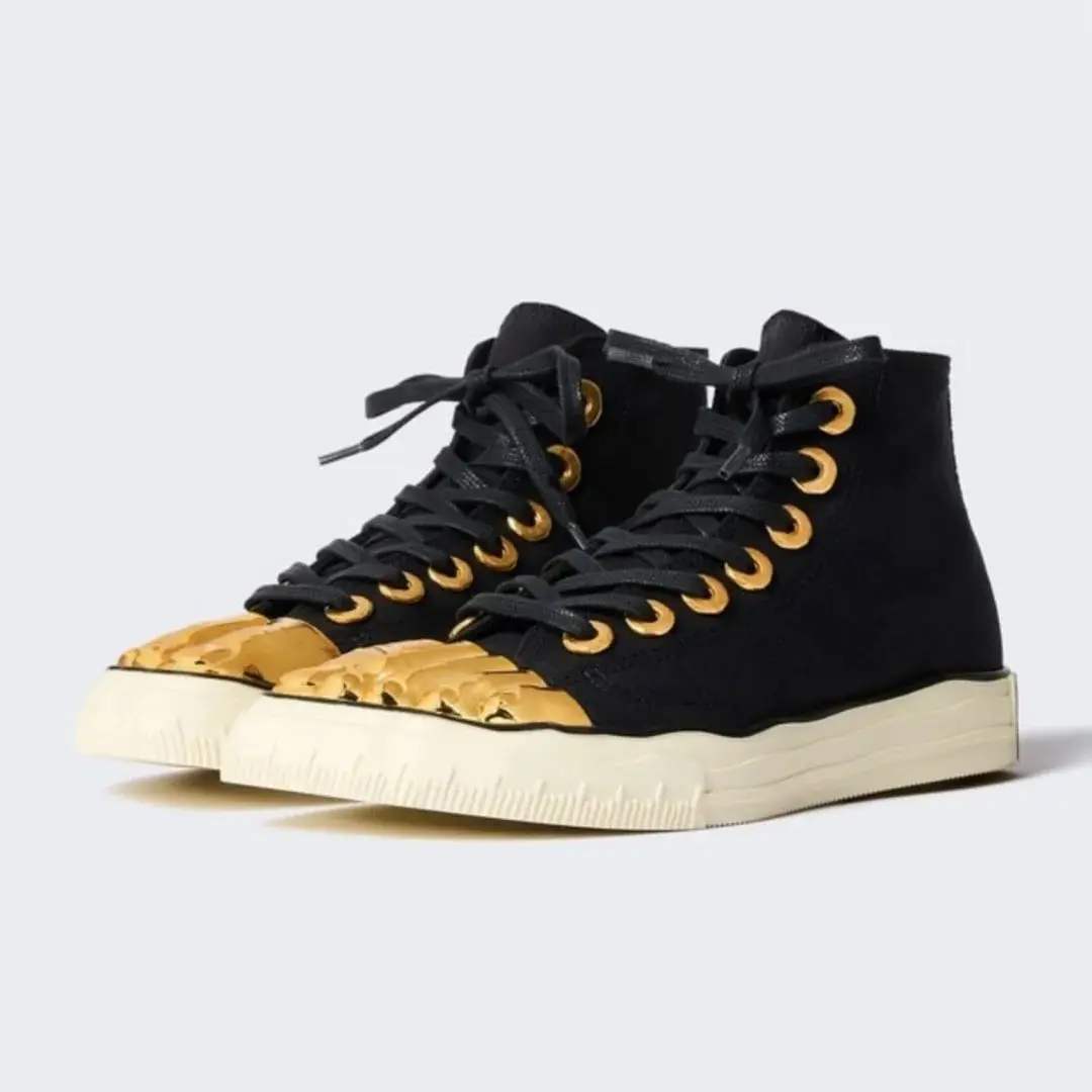 

Canvas Trendy Lace-Up Flat Sneakers Gold Five Fingers High Top Shoes Metal Decor Unique Design Couple Casual Shoes Plus Size New