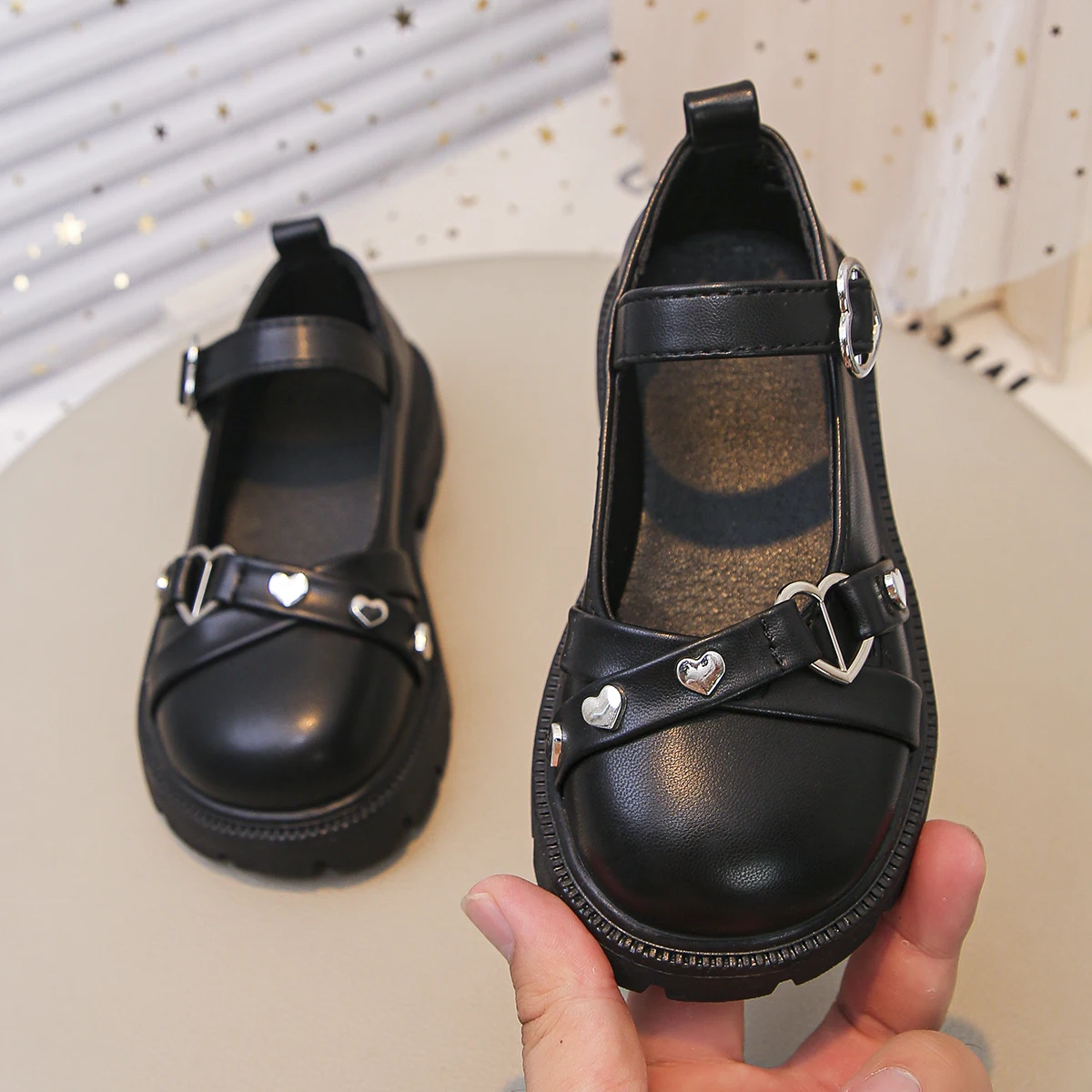 Heart-Shaped Buckle Flat Princess-Style School-Style Everyday Cute Children's Loafers for All Seasons