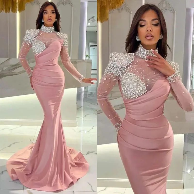 Elegante rosa Meerjungfrau Abendkleider High Neck Perlen Illusion lange Ärmel Ballkleid Rüschen Abendkleider für Frauen