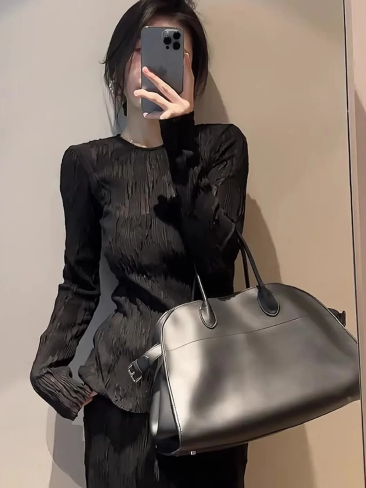 

Slim Fit Bla Long Sve round Ne irt Women's Faionable Korean Sle Spring Autumn Top Gtuq Commute Sle Regular Sve