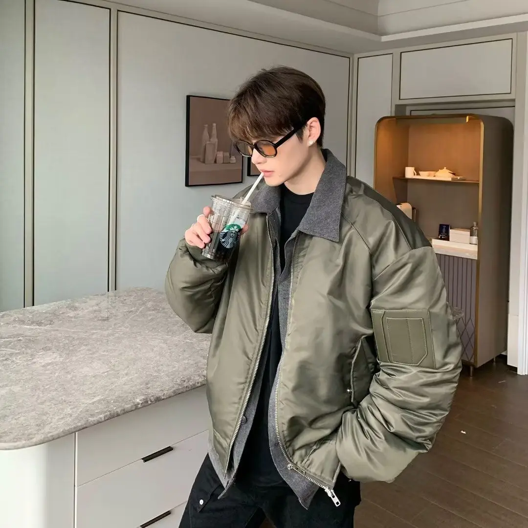 Nische trendige Marke, Spleißdesign, gefälschte zweiteilige Revers-Baseballuniform, lockere, vielseitige Fliegerjacke für Herren