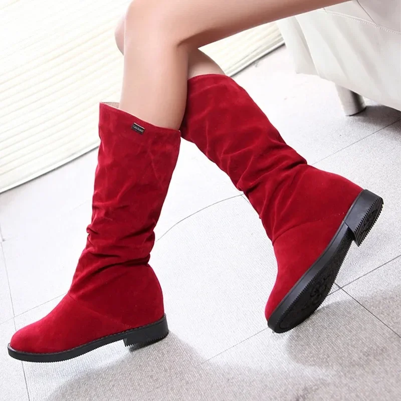 Botas de nieve informales para mujer, calzado suave y cómodo, color negro y rojo, invierno, 2024