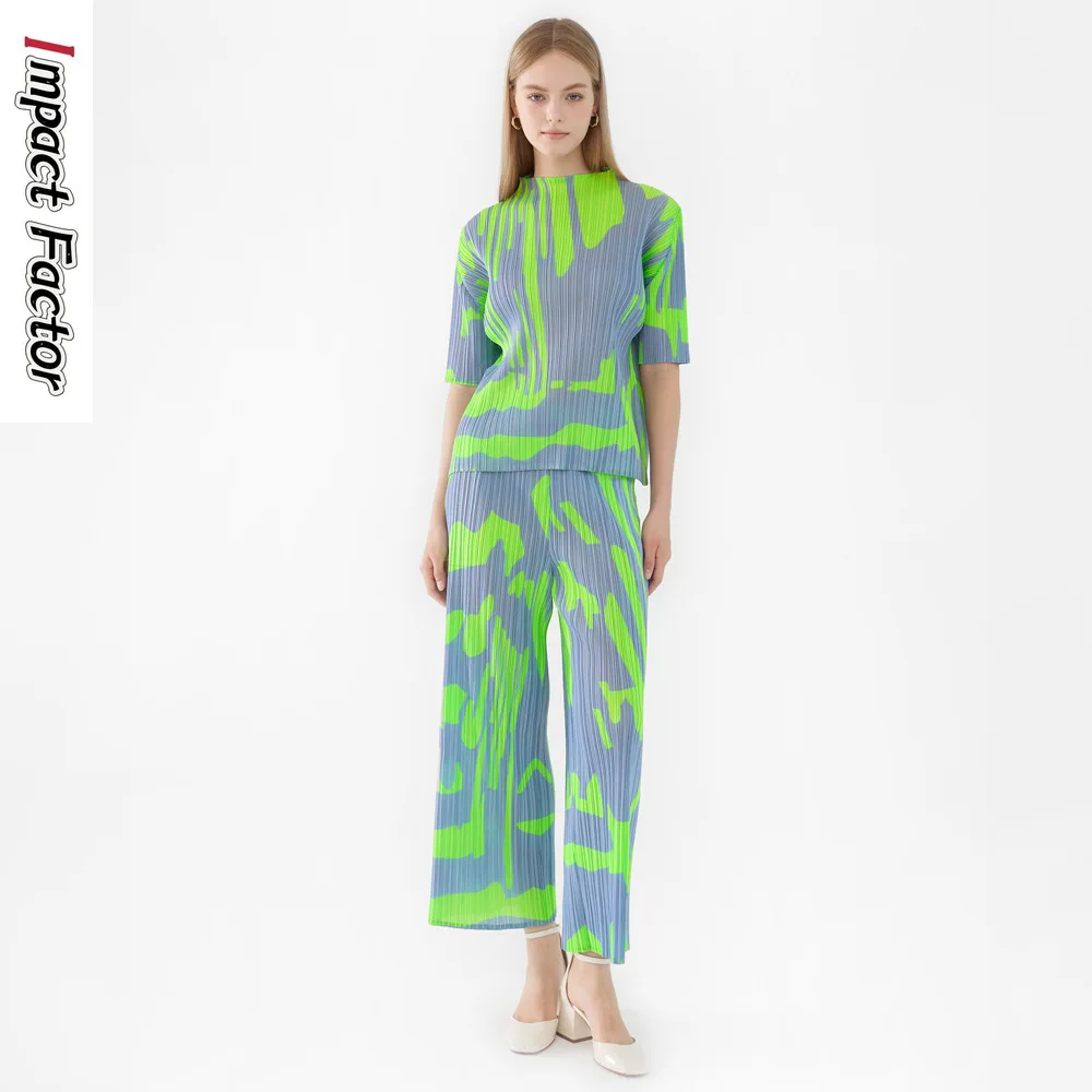 

2025 Summer New Casual Style Geometric Printing Short-sleeved Top Casual Trousers Set Loose and Thin Two-piece Set Trendy