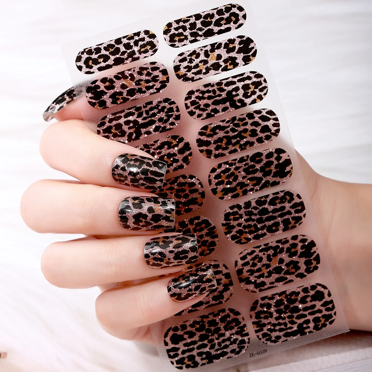 16Tips Full Cover Nail Stickers Sparkling Leopard Pattern Nail Polish Stickers Long-Lasting Self Adhesive DIY Manicure Decor
