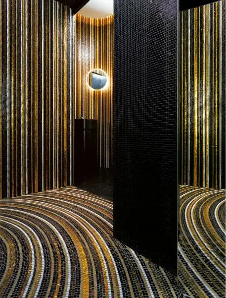 alkali-resistance-gold-stripe-pattern-puzzle-art-glass-mosaic-tile-for-shop-showroom-hall-bathroom-wall-sticker