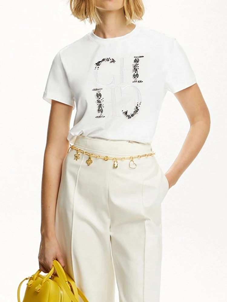 CH Women's Clothing, with a Round Neckline, Featuring Embroidered Decoration Bearing the CH Logo, a Casual Everyday Top