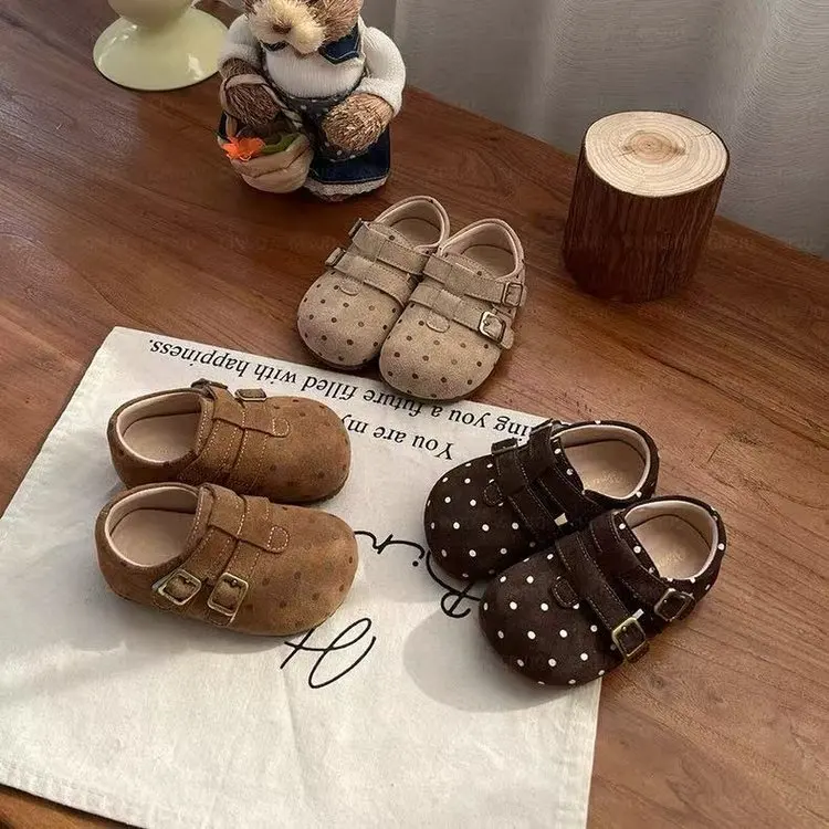 

Girls' Leather Shoes 2026 Autumn New Children's Round Dot Breathable Flat Shoes Soft Sole Anti Slip Baby Girl's Casual Shoes