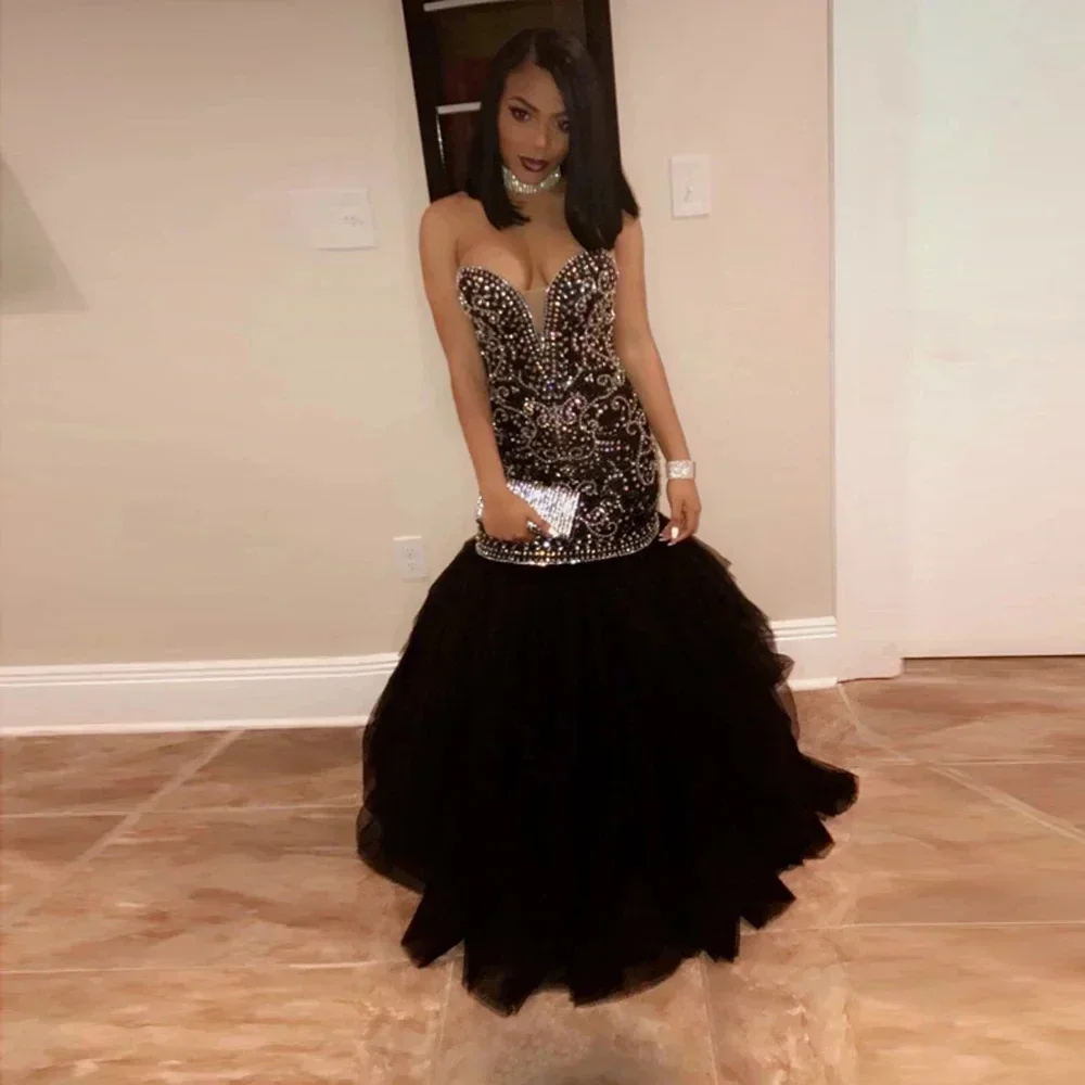 カスタマイズされたスイートハートブラックヘビークリスタルビーズマーメイドウェディングドレス Vestido De Casamento プラスサイズのブライダルガウン