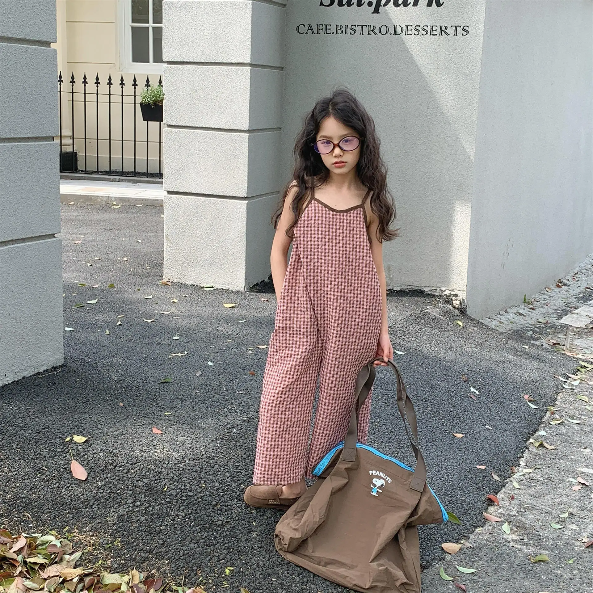 

2026 Summer New Girls Sleeveless Sling Jumpsuit Cotton Children Loose Plaid Overalls Toddler Wide Leg Capri Pants Kids Clothes