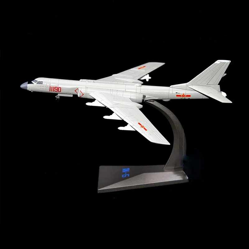 

1:1400 Scale Bombing 6k Strategic Bombing Aircraft Alloy Die Cast The Plane Model Collection Toy Gift