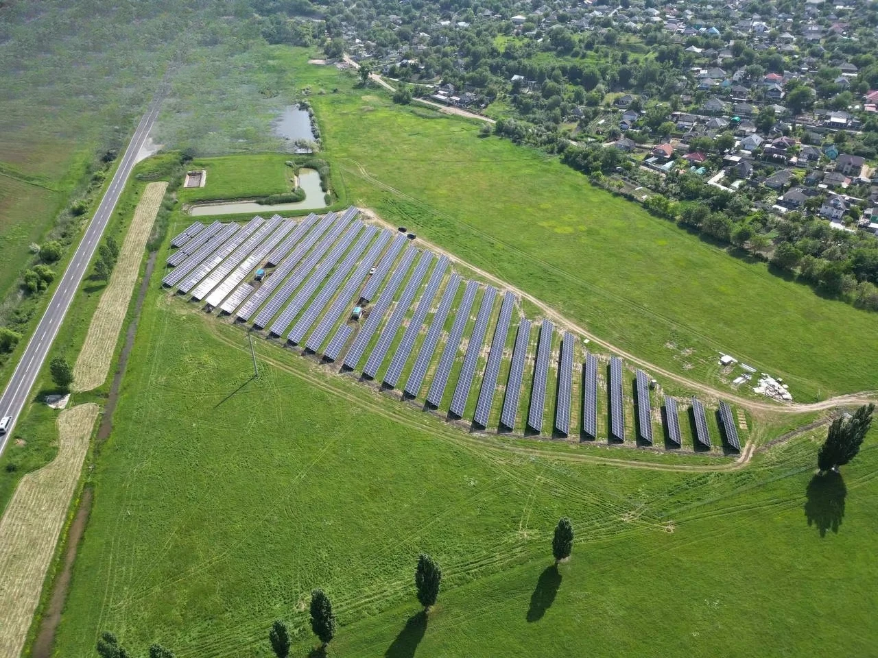 Topsky Solar Power System Introduction - PV Array Table  of Large Commercial 104KW & 240KWh Hybrid Solar Energy System