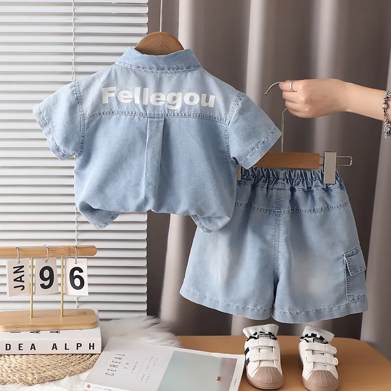Children's Suit 2026 Summer Korean Fashion Baby Boys Letter Denim Short Sleeve Shirt + White T-shirt + Shorts Three Piece Set
