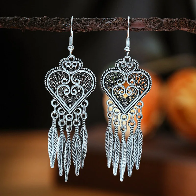 Vintage Silver Color Heart Tassle Metal Leaf Earrings for Women Ethnic Hollow Drop Oil Crystal Bead Dangle Earring Jewelry