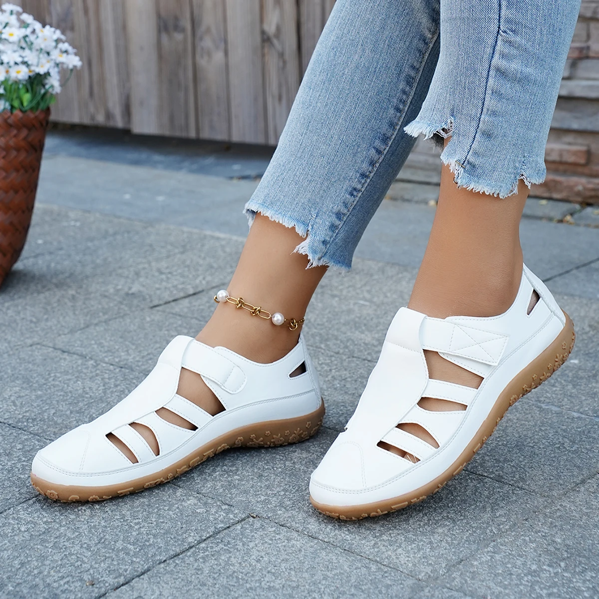 2025 New Women Sandals Large Size Roman Flat Bottom Sandals Women's Summer Hollow Out Slip-On Shoes Breathable Lightweight Shoes