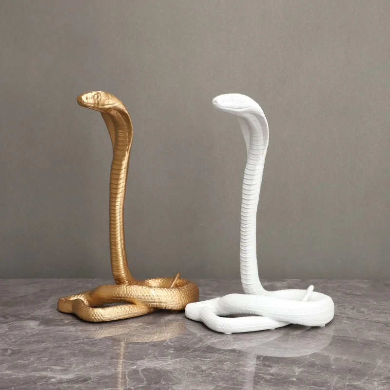 Nordic Creative Resin White Gold Color Cobra Model Room Sales Department Bedroom Study Living Room Restaurant Desktop Ornament