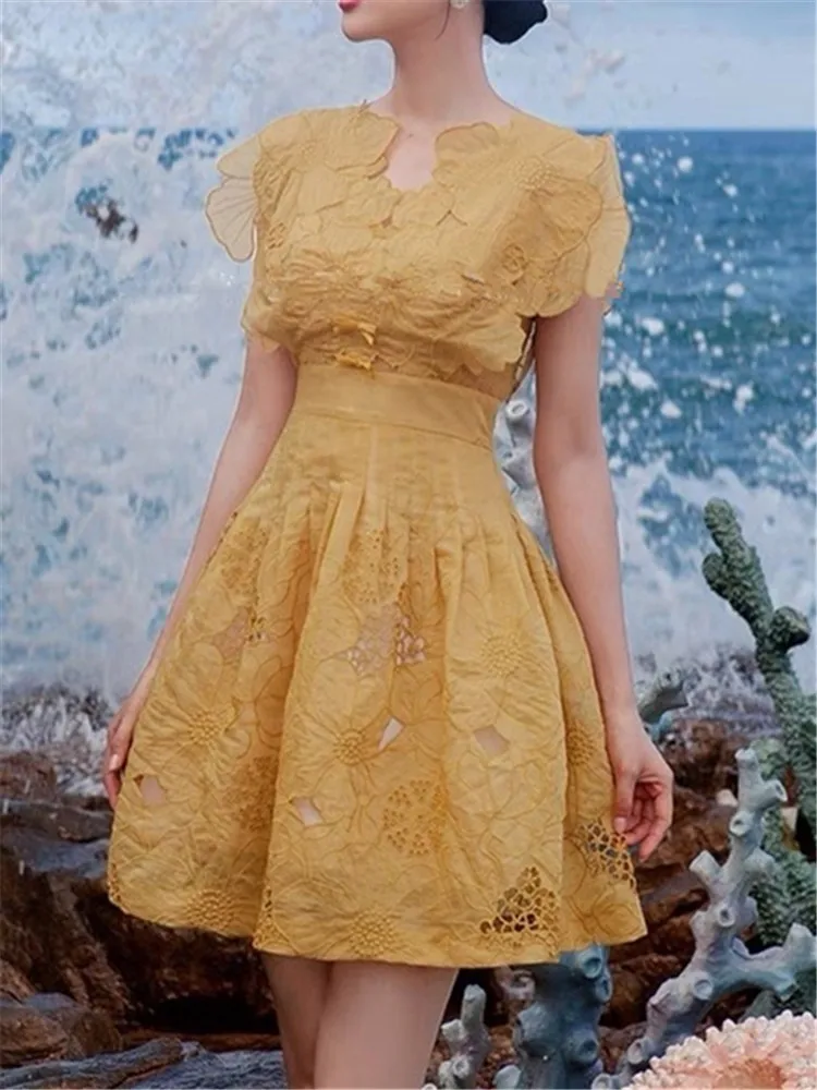 

Sexy Party Backless Boho Summer dresses for Women Lace Runway Embroidery 2022 Woman Dress Beach Sundress Sleeveless Clothing