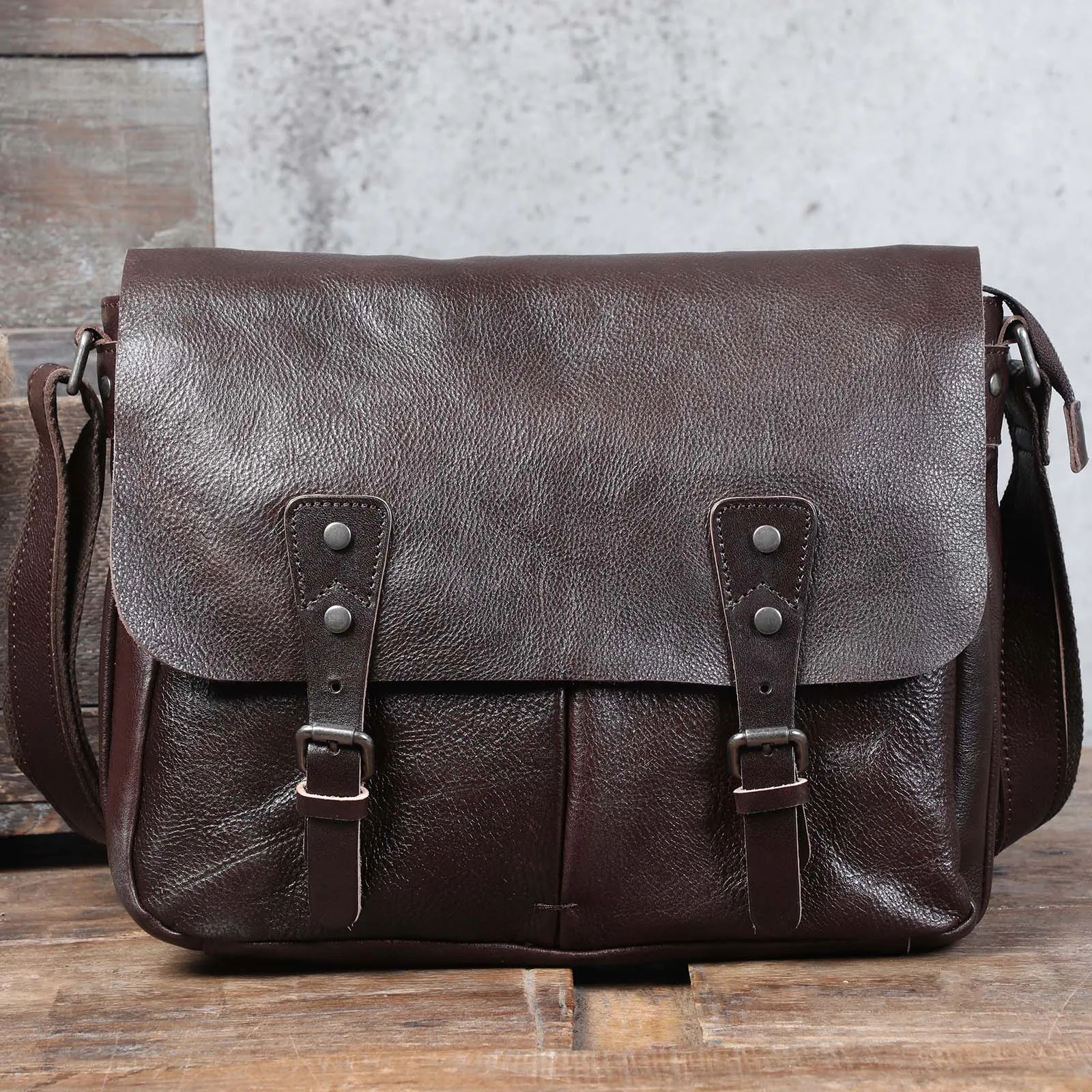 S.WORKER Echtleder Herren-Umhängetasche, Crossbody-Taschen, einfache Messenger-Taschen, Rindsledertasche, pflanzlich gegerbte Mode, lässig. – Detail 24