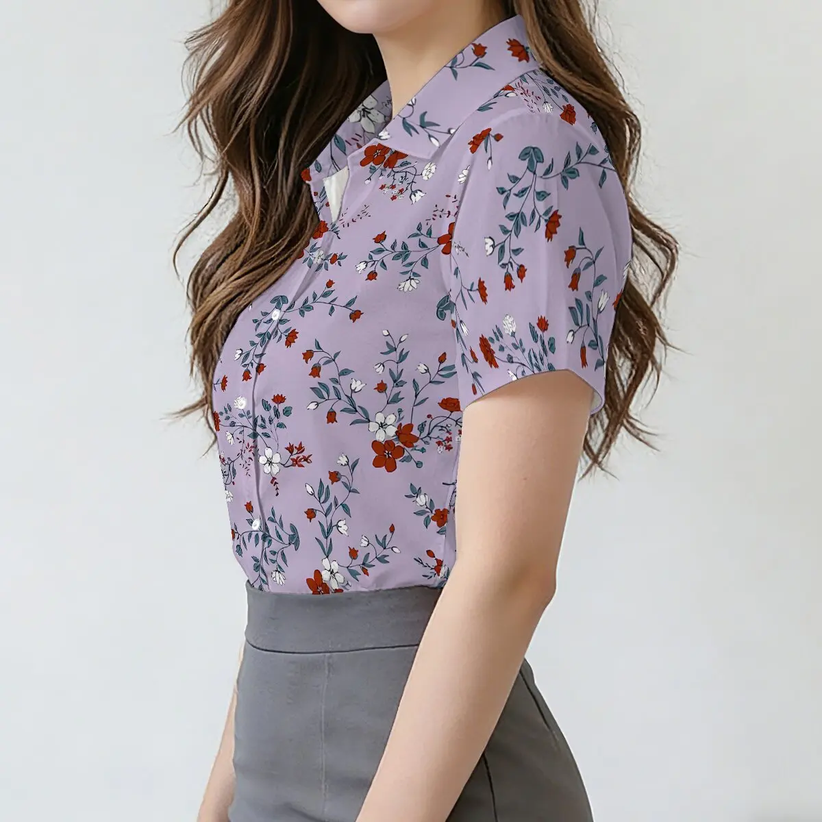 Gentle and girly style shirt with floral print and turn-down collar, a versatile summer top