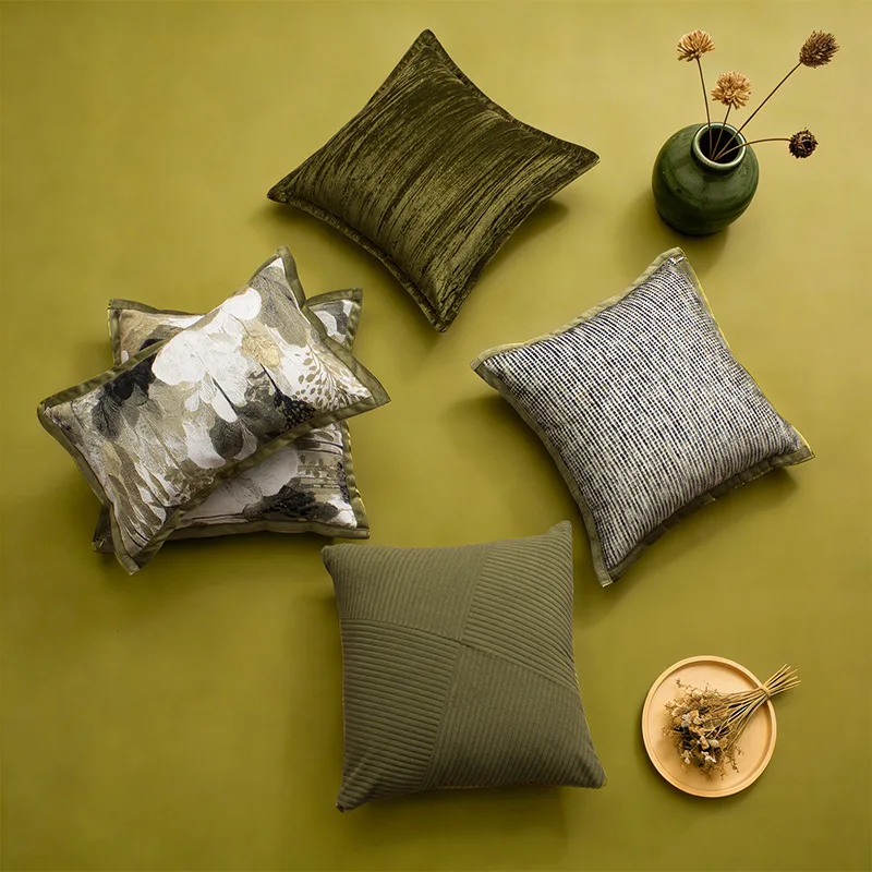 Luxury Retro Olive Green Cushion Cover Premium Plant Particle Texture Jacquard Pillowcase Home Decor Gift Pillow Covers for Sofa