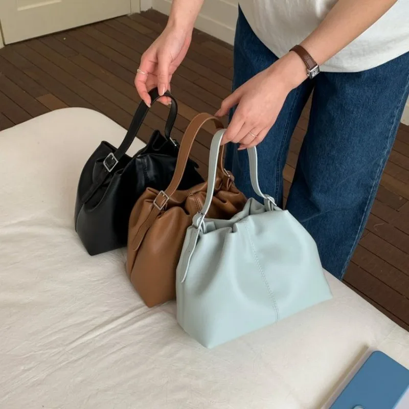Classic Designer Paris Diaper Bag Elegant Leather Ladies Shoulder Purse Large Capacity Best Superstar Show Square Satchels