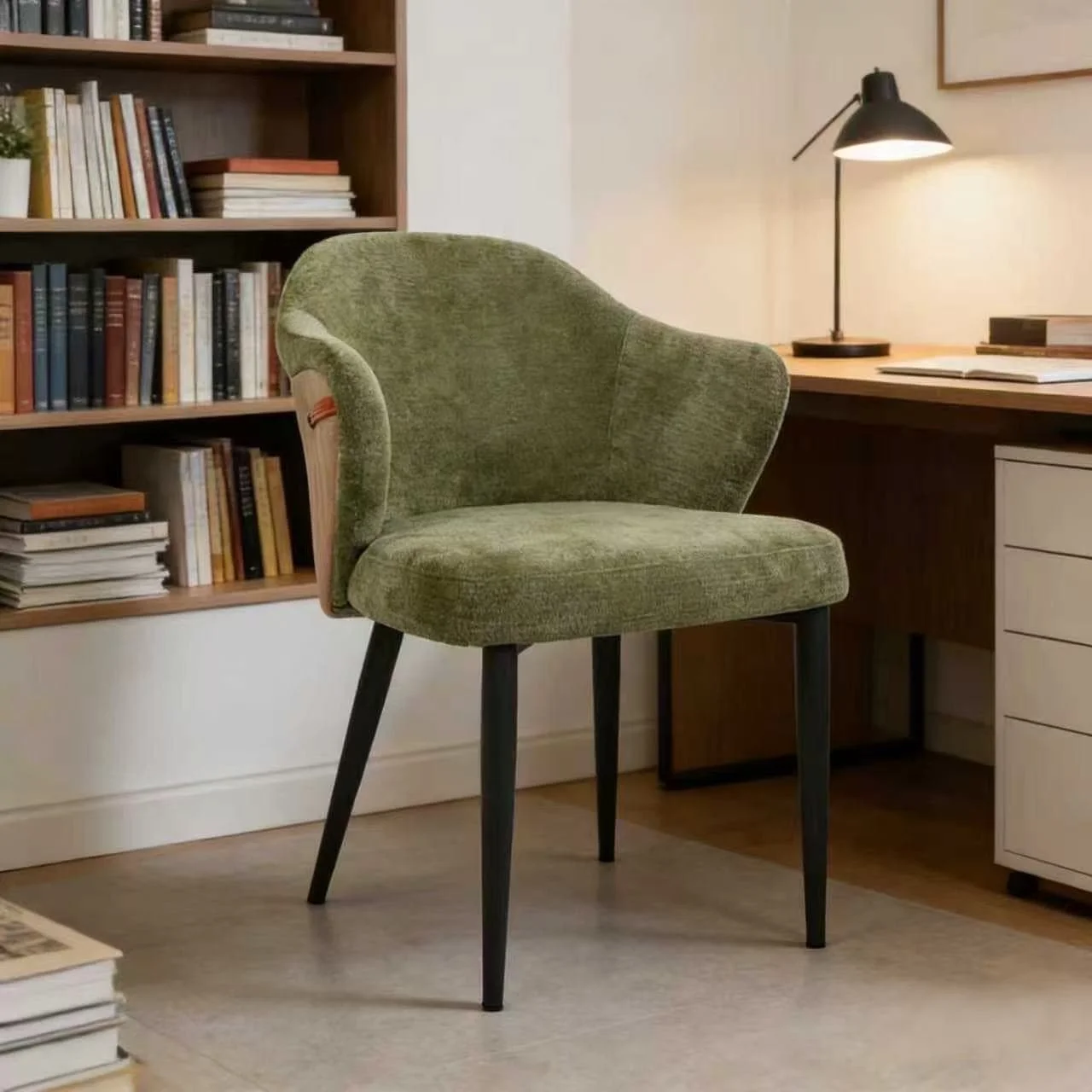 Modern Scandinavian Ergonomic Stainless Steel Curved Back Dining Chair Two-Tone Leather Upholstery for Caf Bistro Retro
