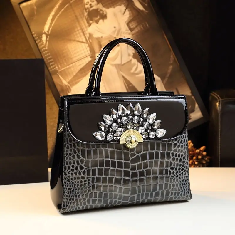 

New Peacock Rhinoceros Shoulder Handbag with Drill Cross Body Bags for Women Sac À Main Femme