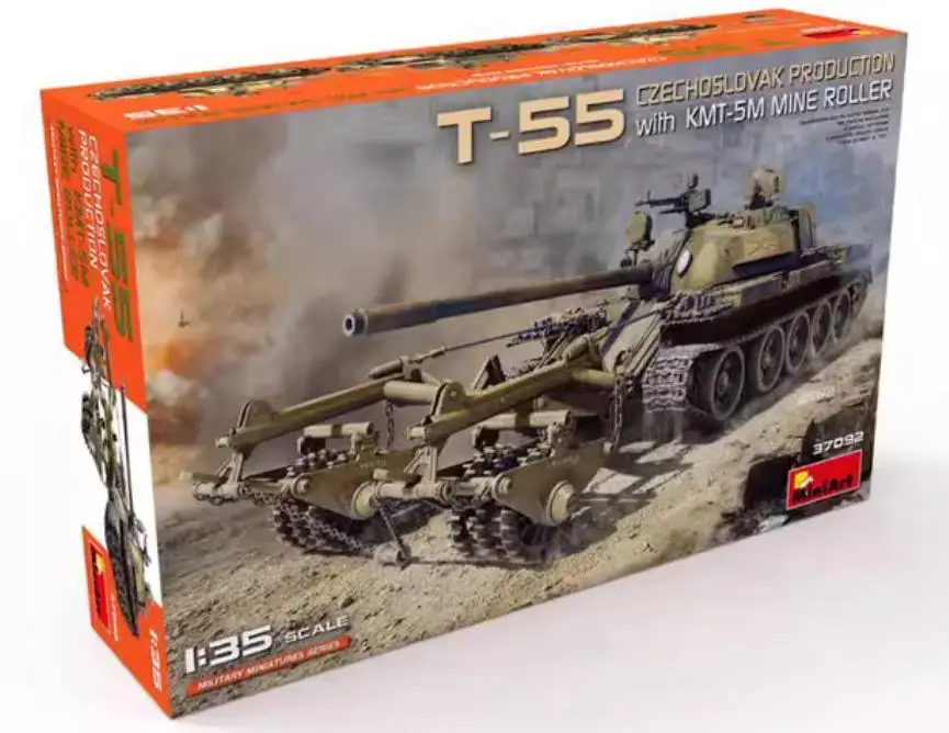 ชุดโมเดลรถบดยา T-55ขนาดเล็กสำหรับปั้น1/35 37092 KMT-5M