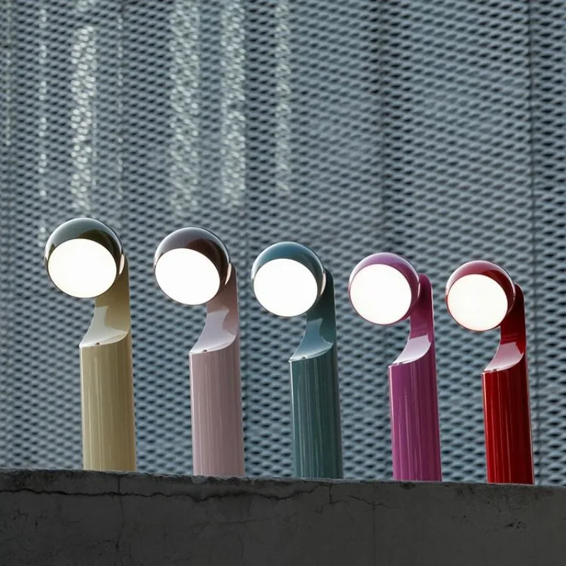 Portable reading lamp, eye protection, decorative desk lamp, rechargeable bedside dimming desktop.