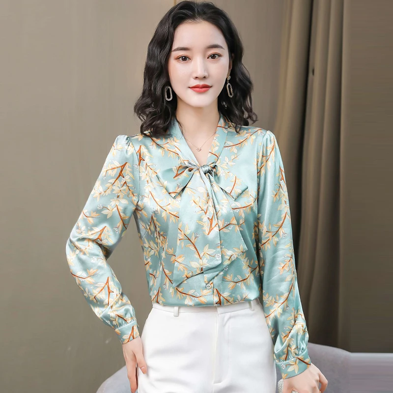 

WomenLong Sleeve Bow Tie Shirt Spring New Fashion Mulberry Silk To